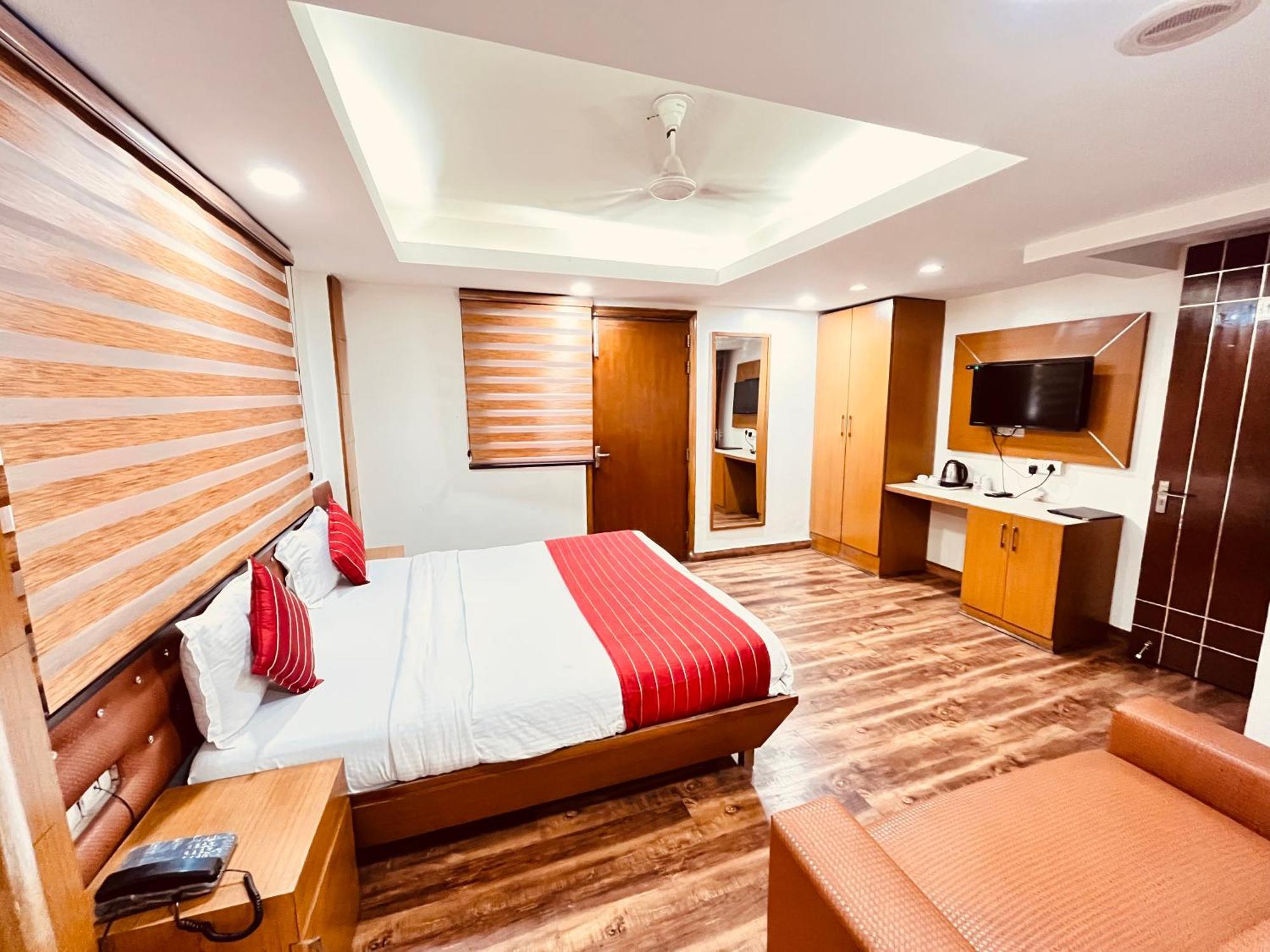 Hotel Sizzling Starr New Delhi Luaran gambar