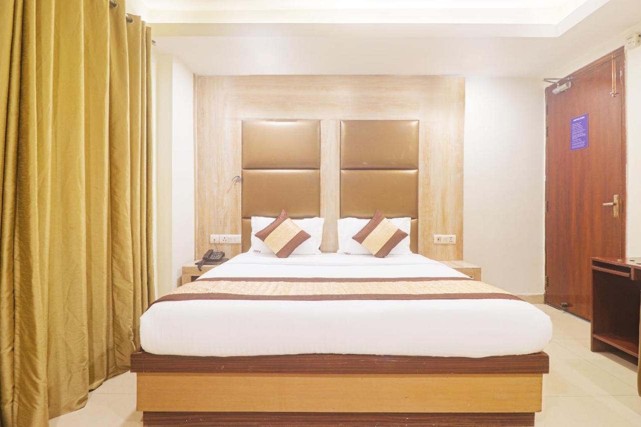 Hotel Sizzling Starr New Delhi Luaran gambar