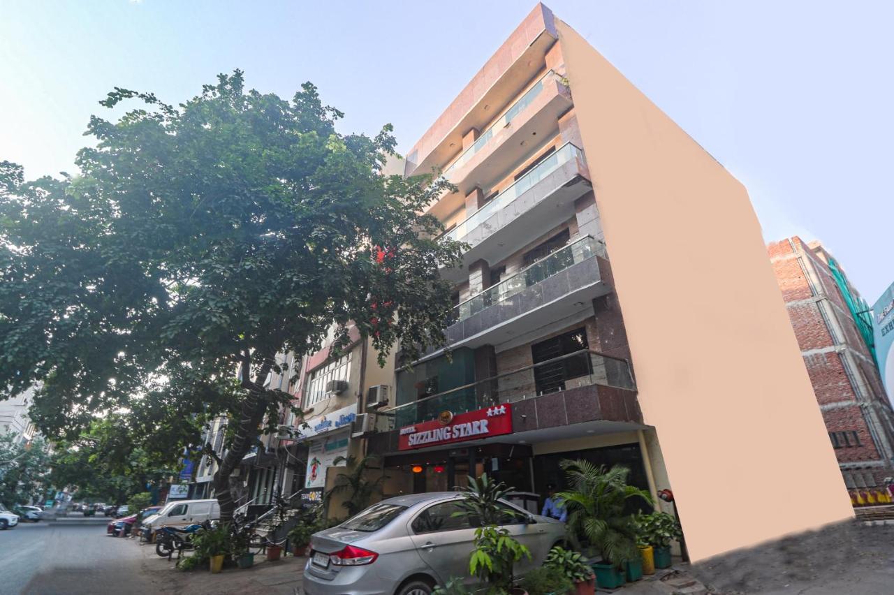 Hotel Sizzling Starr New Delhi Luaran gambar