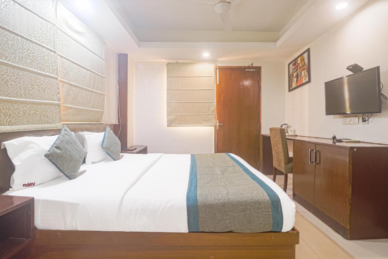 Hotel Sizzling Starr New Delhi Luaran gambar
