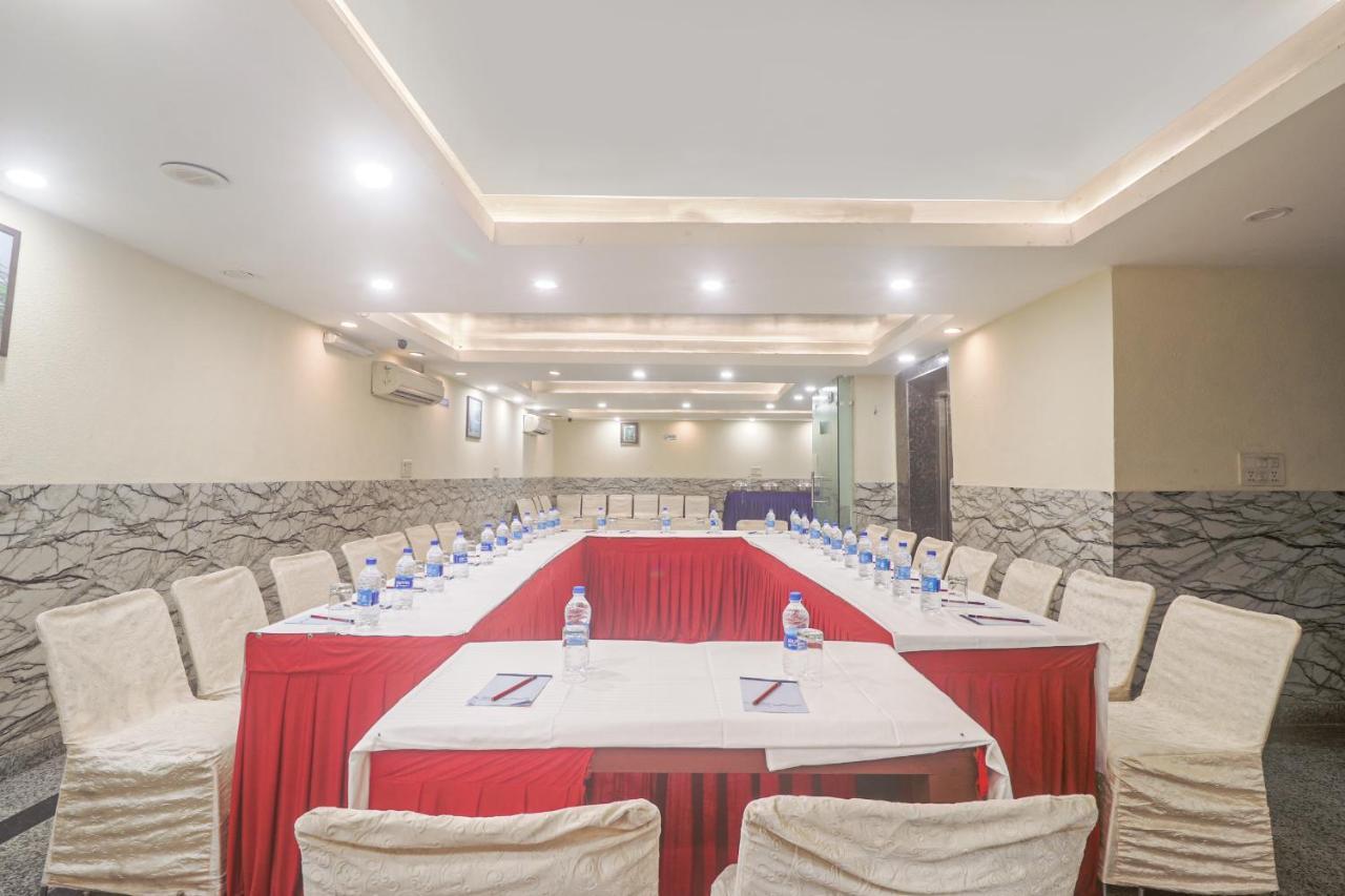 Hotel Sizzling Starr New Delhi Luaran gambar
